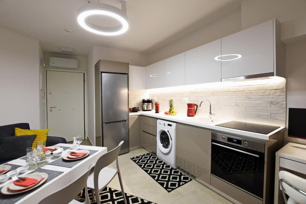 Uni Cozy City Apartment Rhodes City Екстериор снимка